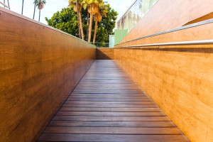 Instalación de rampas que mejoran la accesibilidad