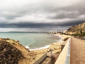 Alicante desde la Albufereta - Administración Atena